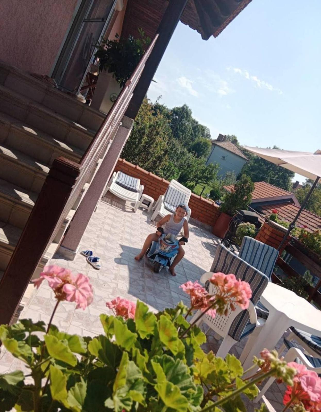 Apartamento Jezero Arandjelovac Exterior foto